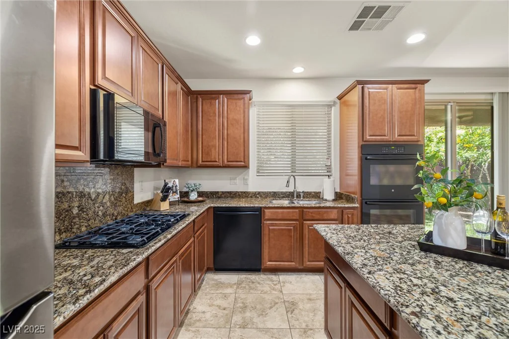 10623 College Hill, Las Vegas, NV 89166