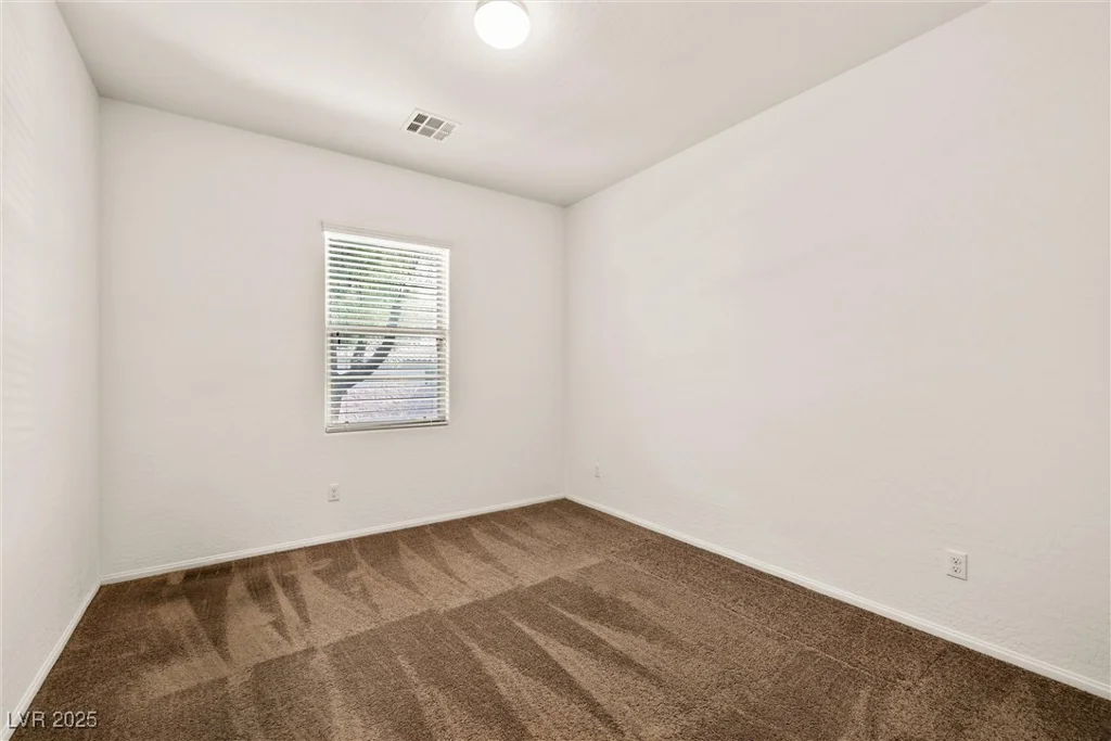 10623 College Hill, Las Vegas, NV 89166