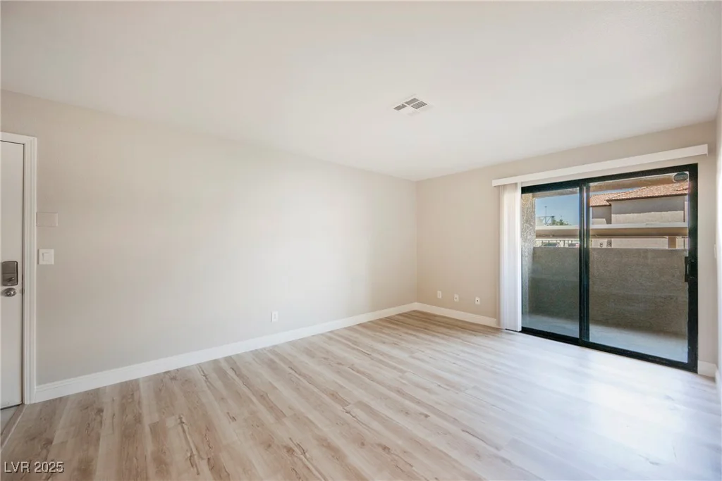 2451 Rainbow, Las Vegas, NV 89108