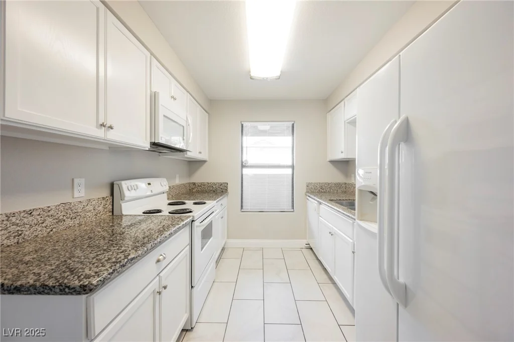 2451 Rainbow, Las Vegas, NV 89108
