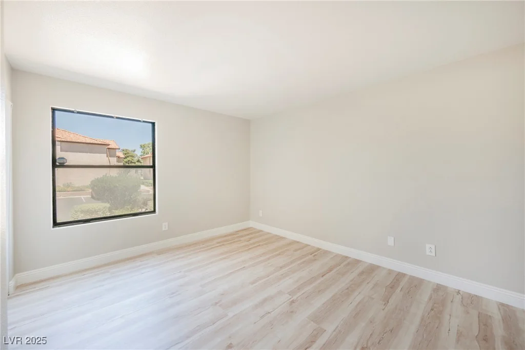 2451 Rainbow, Las Vegas, NV 89108