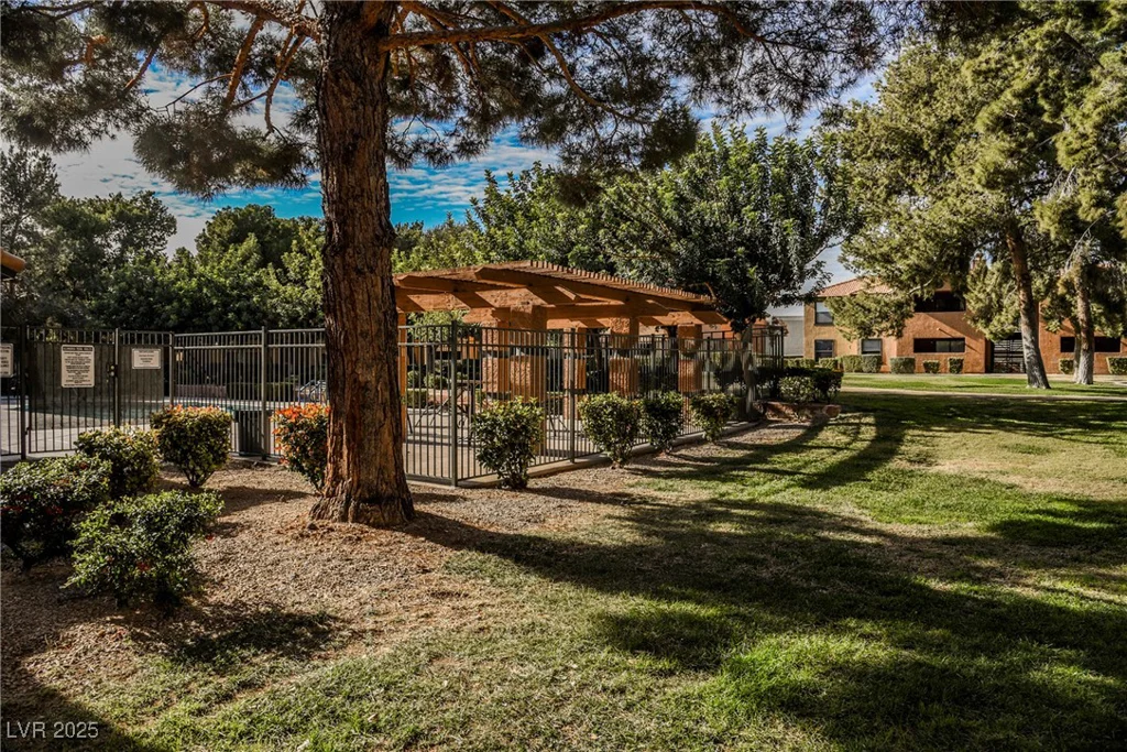 2451 Rainbow, Las Vegas, NV 89108
