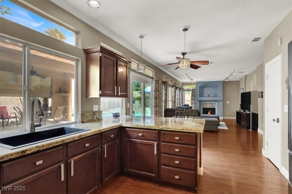 520 Baldridge, Henderson, NV 89014