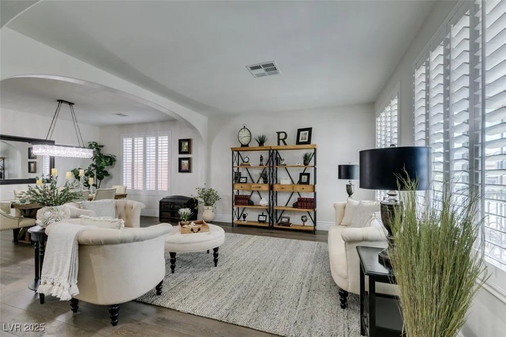 10244 Radcliffe Peak, Las Vegas, NV 89166
