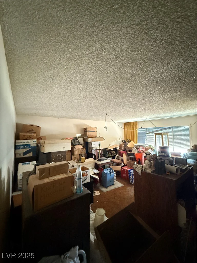 6912 Acoma, Las Vegas, NV 89145