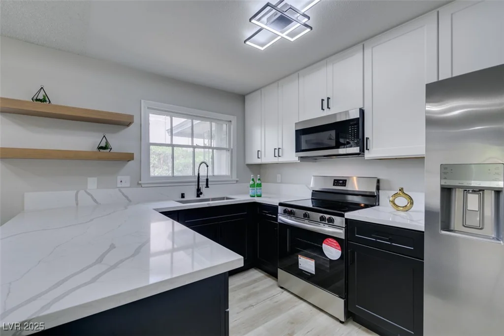 4782 Roberta, Las Vegas, NV 89119
