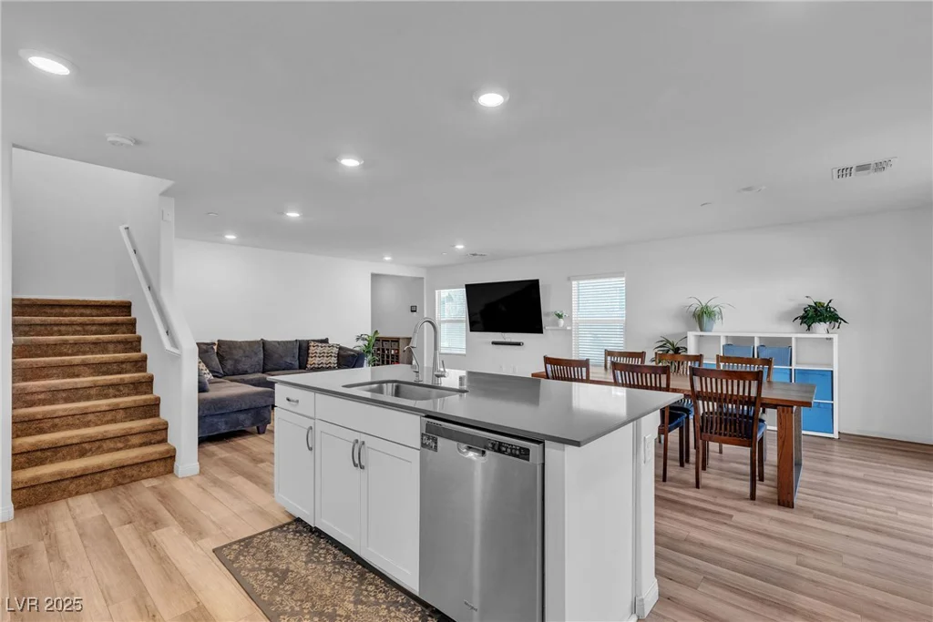 5390 Zacatin, Las Vegas, NV 89166