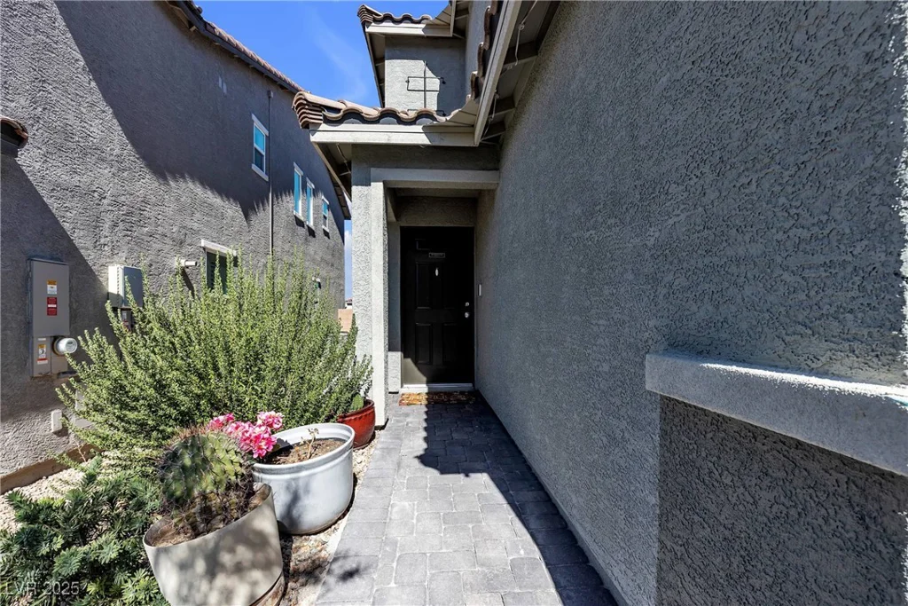5390 Zacatin, Las Vegas, NV 89166