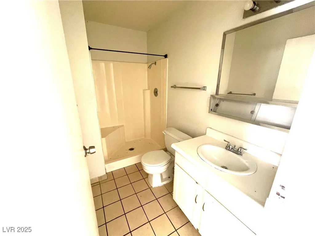 6987 Mendon, Las Vegas, NV 89156