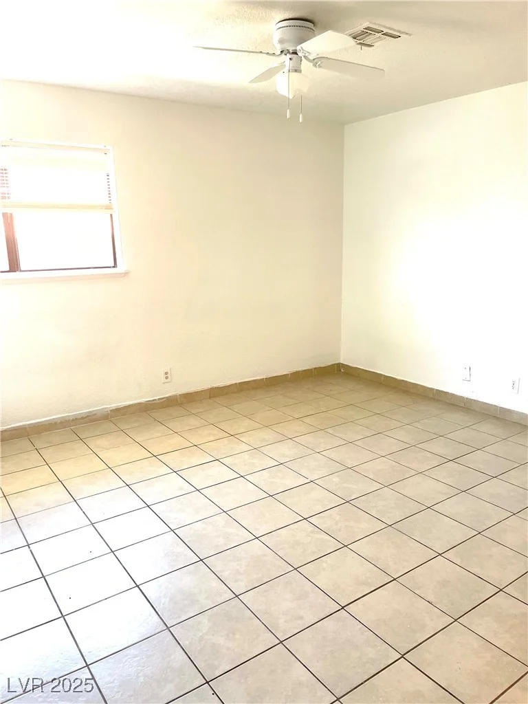 6987 Mendon, Las Vegas, NV 89156