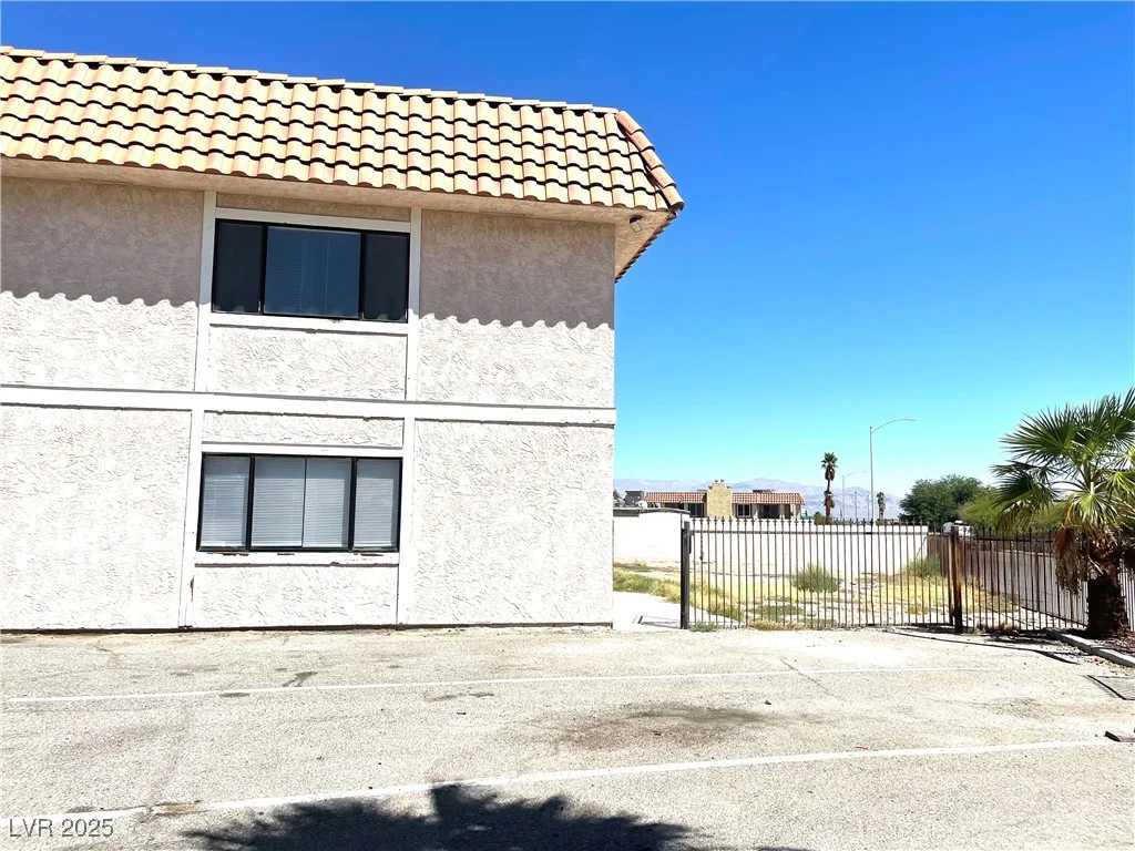 6987 Mendon, Las Vegas, NV 89156