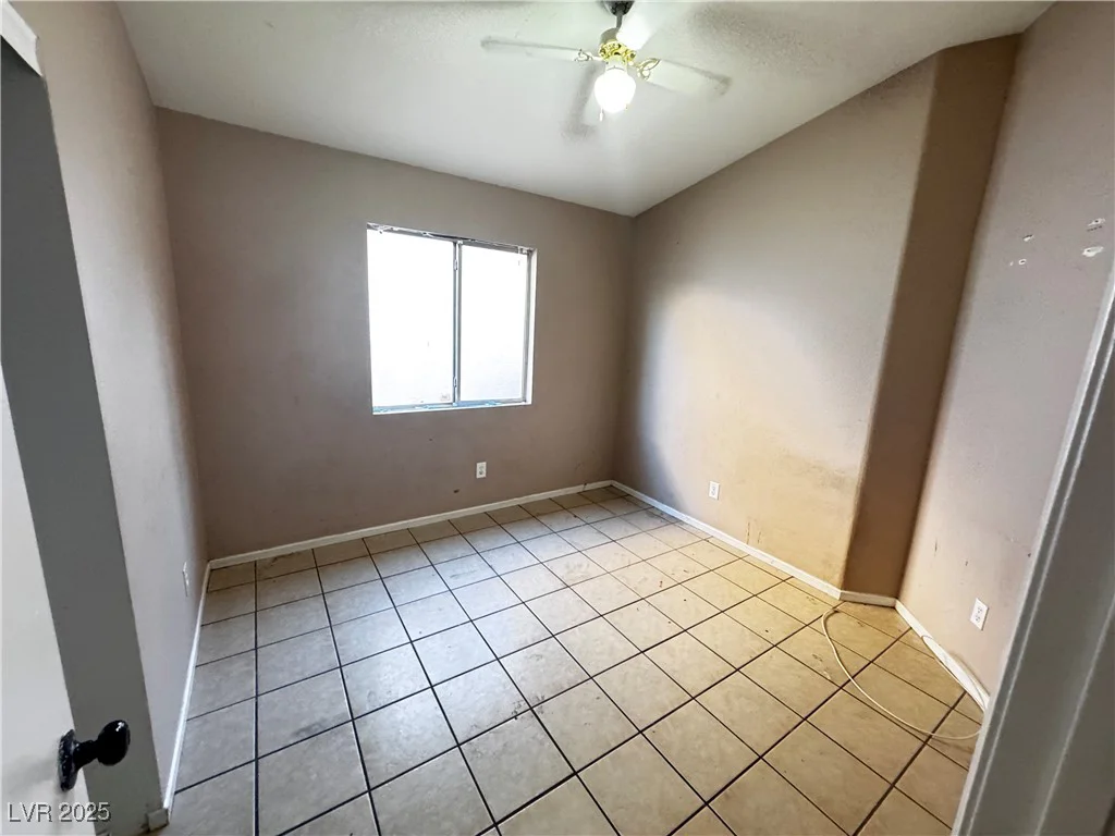 5513 Oakwood Ridge, Las Vegas, NV 89130