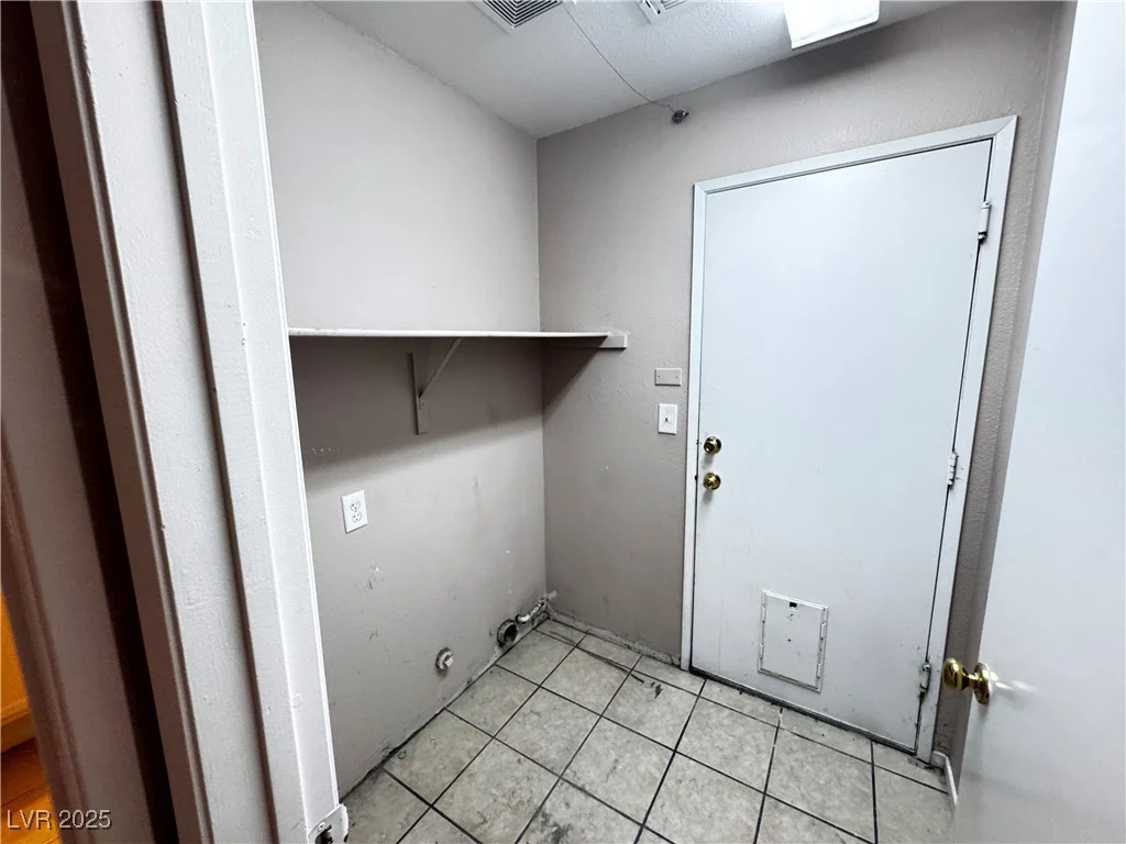 5513 Oakwood Ridge, Las Vegas, NV 89130