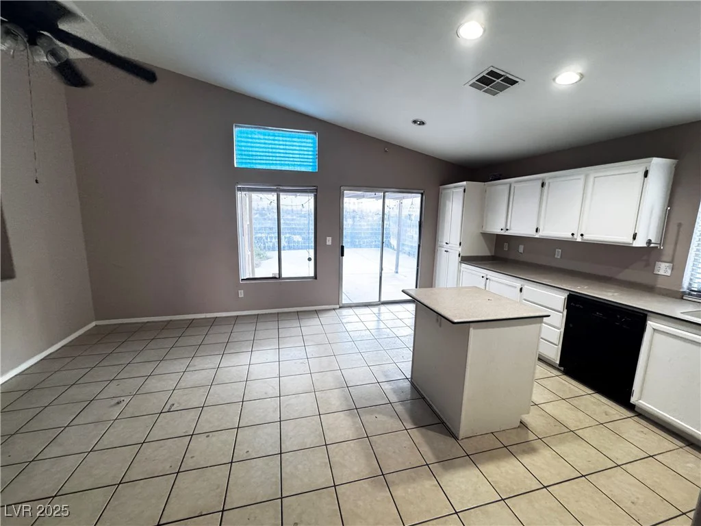 5513 Oakwood Ridge, Las Vegas, NV 89130
