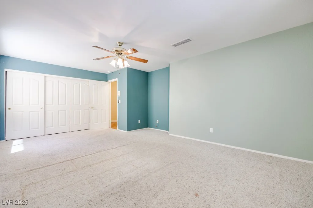 8250 Fox Tail, Las Vegas, NV 89123
