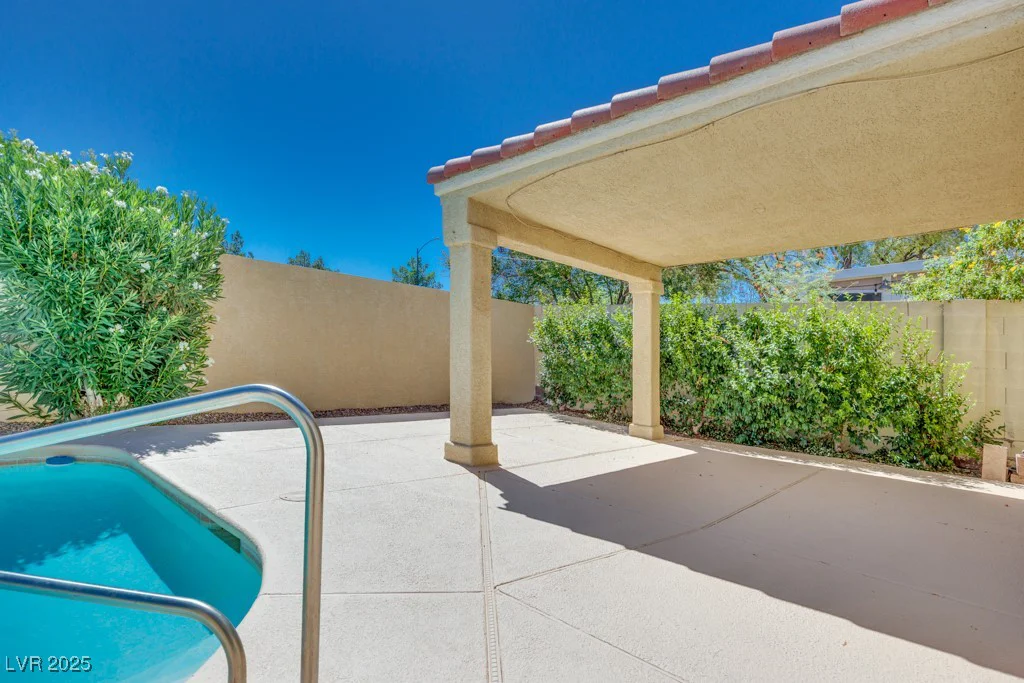 8250 Fox Tail, Las Vegas, NV 89123
