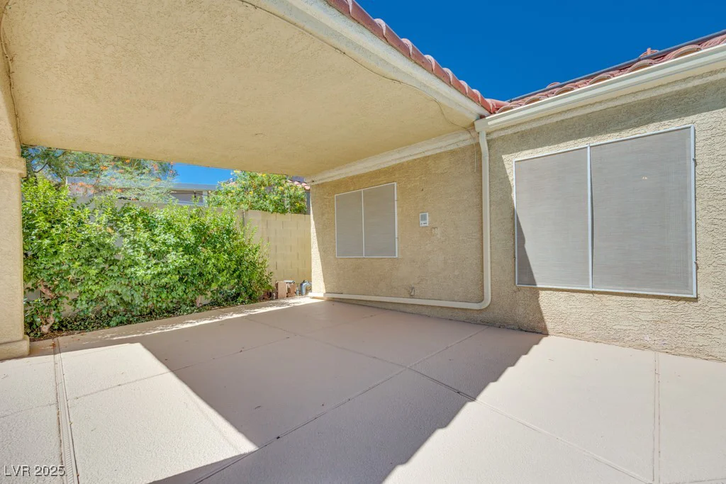 8250 Fox Tail, Las Vegas, NV 89123