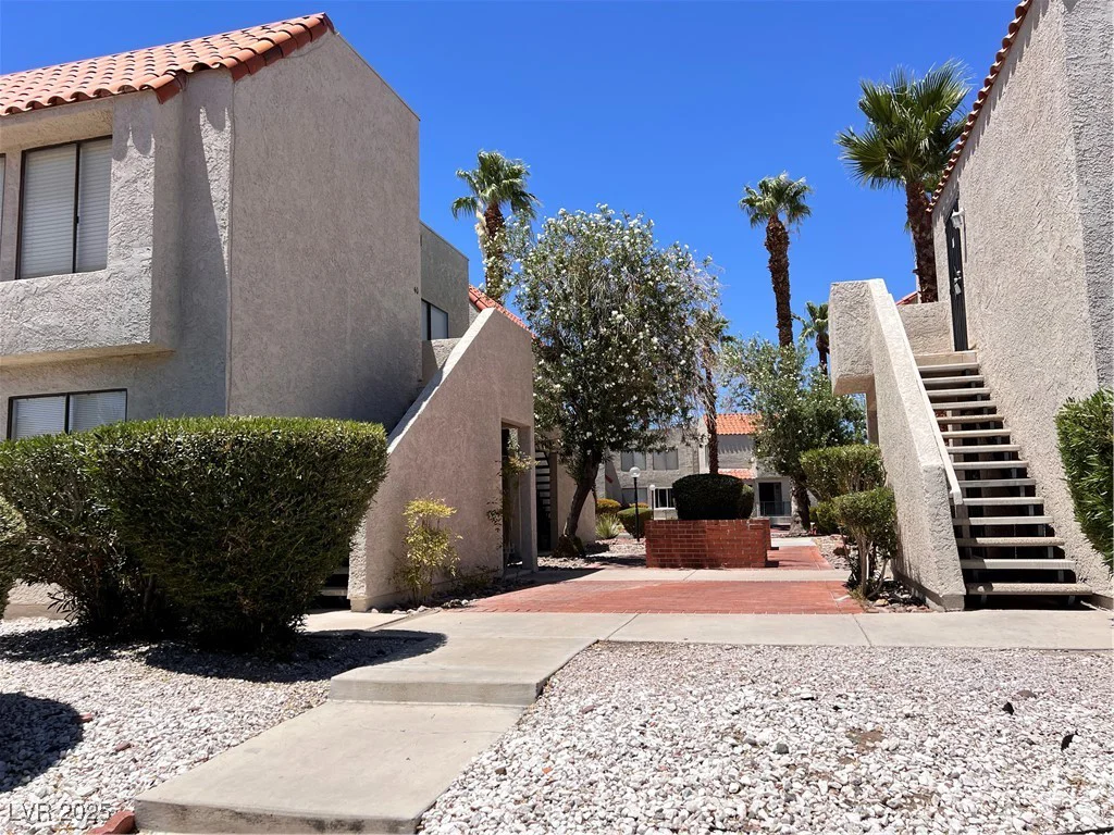 4361 Sanderling, Las Vegas, NV 89103