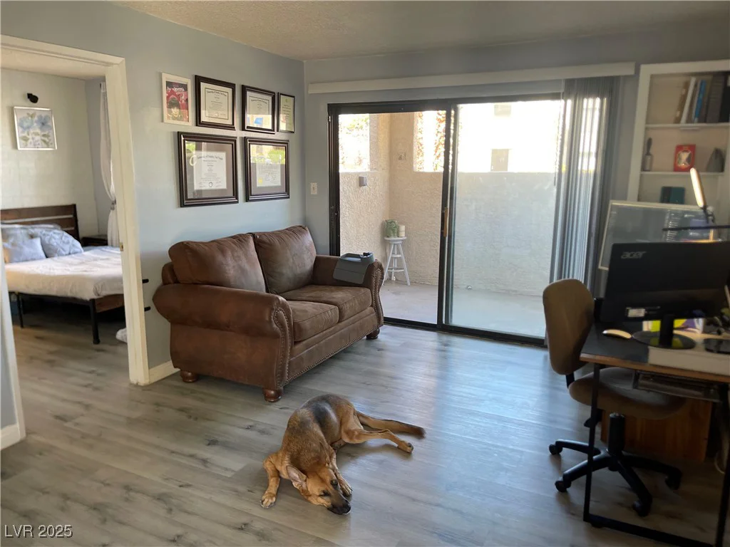 4361 Sanderling, Las Vegas, NV 89103