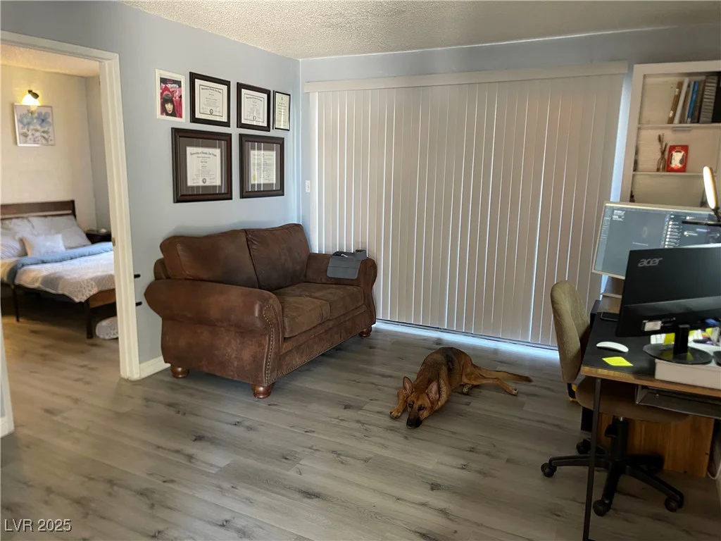 4361 Sanderling, Las Vegas, NV 89103