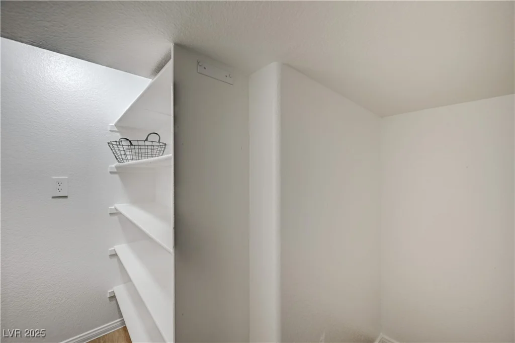 999 Pecos River, Henderson, NV 89002