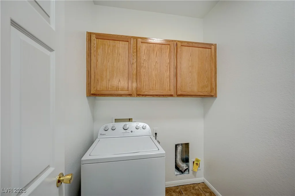 999 Pecos River, Henderson, NV 89002