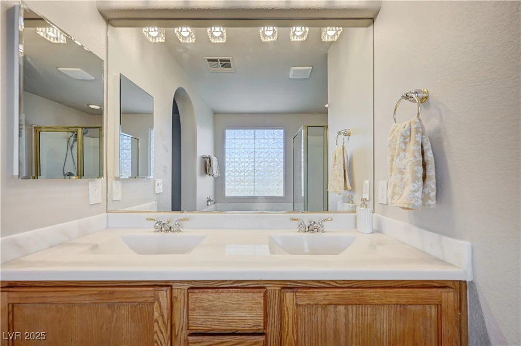 999 Pecos River, Henderson, NV 89002