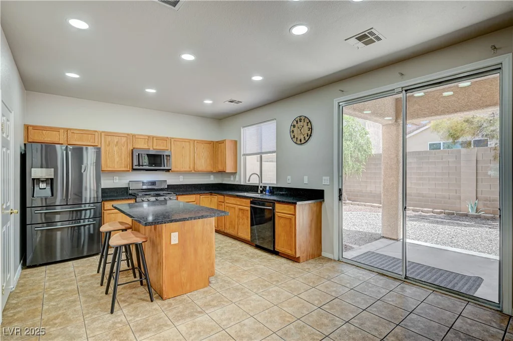 999 Pecos River, Henderson, NV 89002