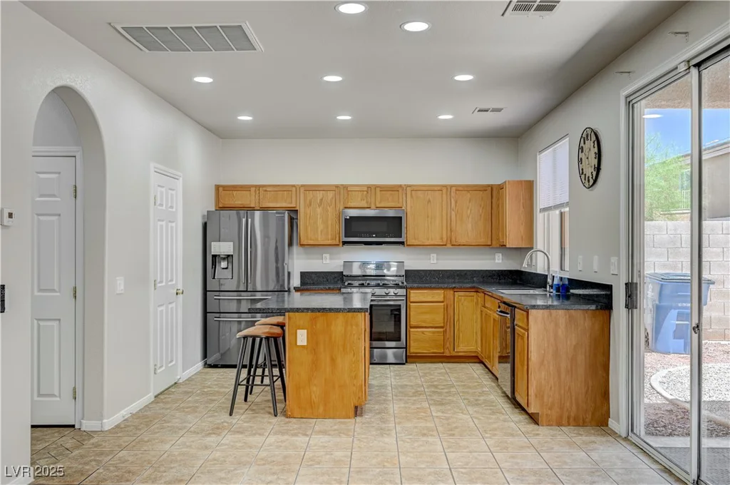 999 Pecos River, Henderson, NV 89002