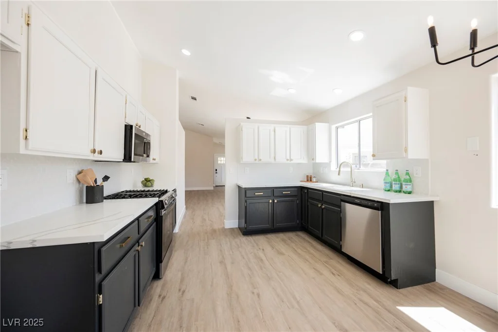 4547 Powell Point, North Las Vegas, NV 89031