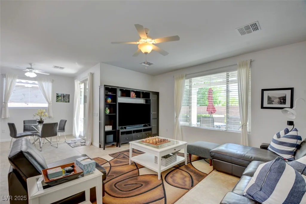 7158 Manolo, Las Vegas, NV 89113