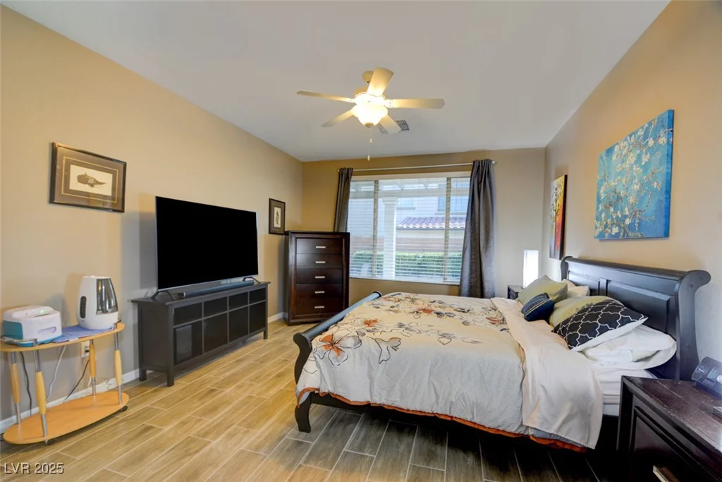 7158 Manolo, Las Vegas, NV 89113