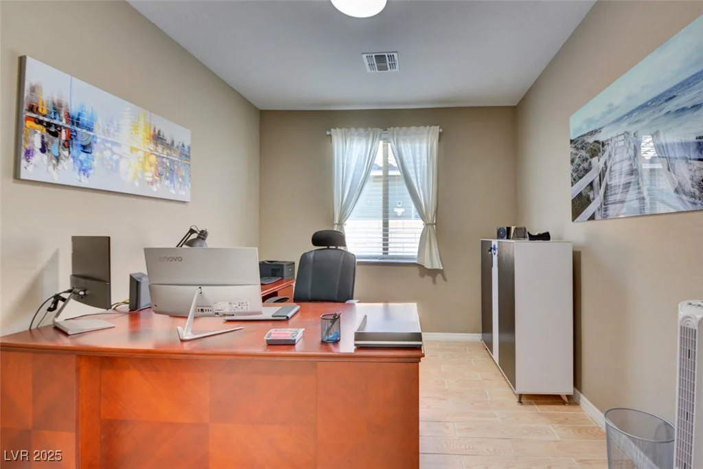 7158 Manolo, Las Vegas, NV 89113