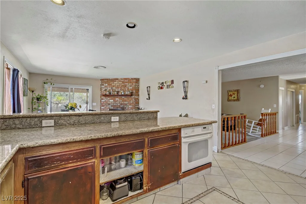1505 Flag, Las Vegas, NV 89102