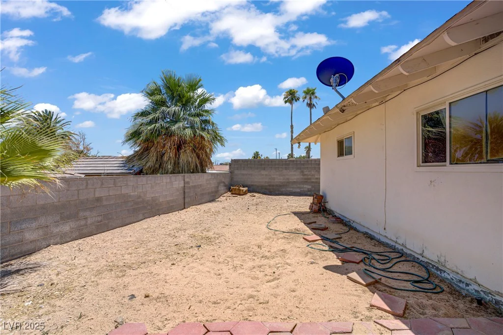 1505 Flag, Las Vegas, NV 89102