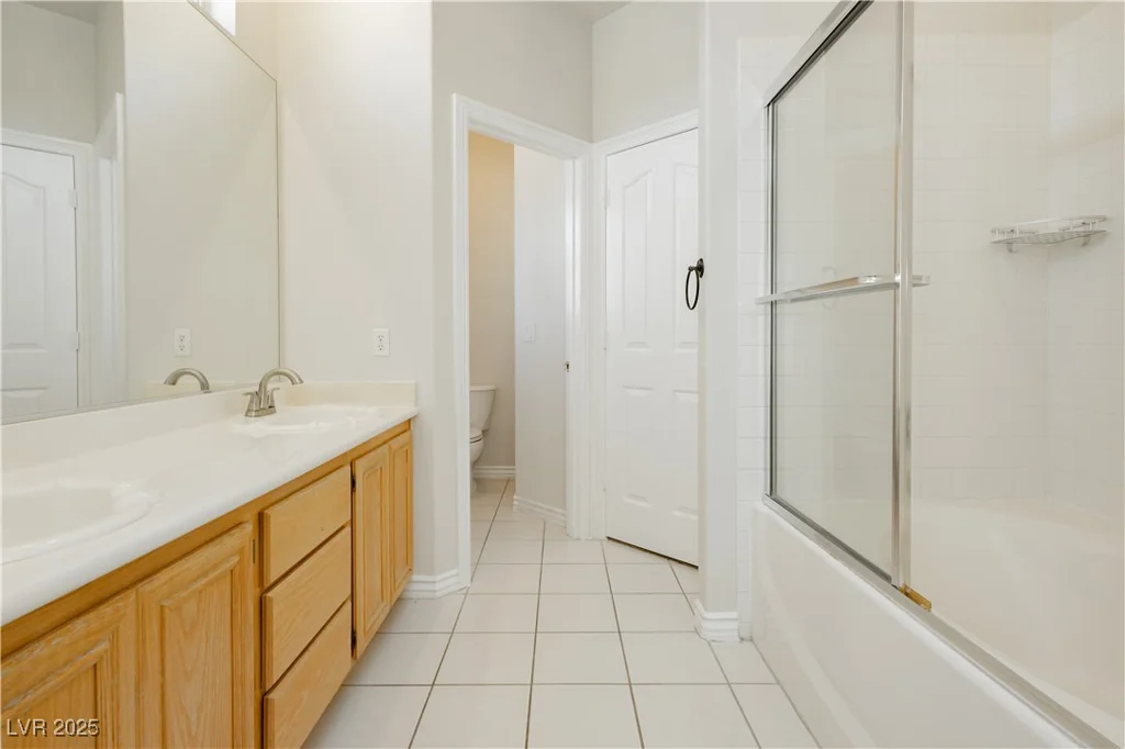 10360 Cherry Brook, Las Vegas, NV 89183