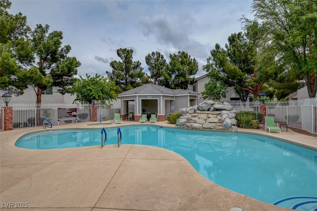 10360 Cherry Brook, Las Vegas, NV 89183