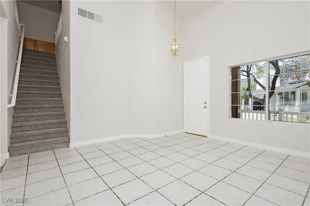 10360 Cherry Brook, Las Vegas, NV 89183