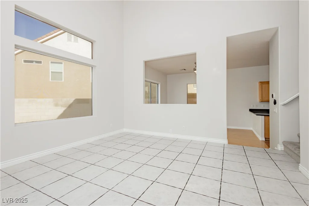 10360 Cherry Brook, Las Vegas, NV 89183