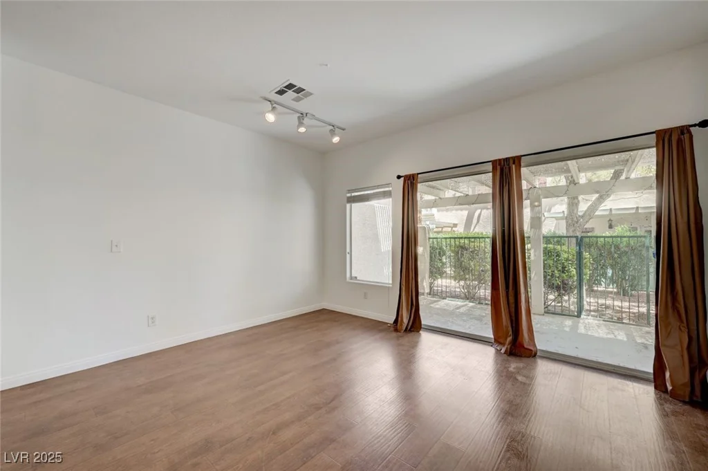 5256 Harvest Breeze, Las Vegas, NV 89118