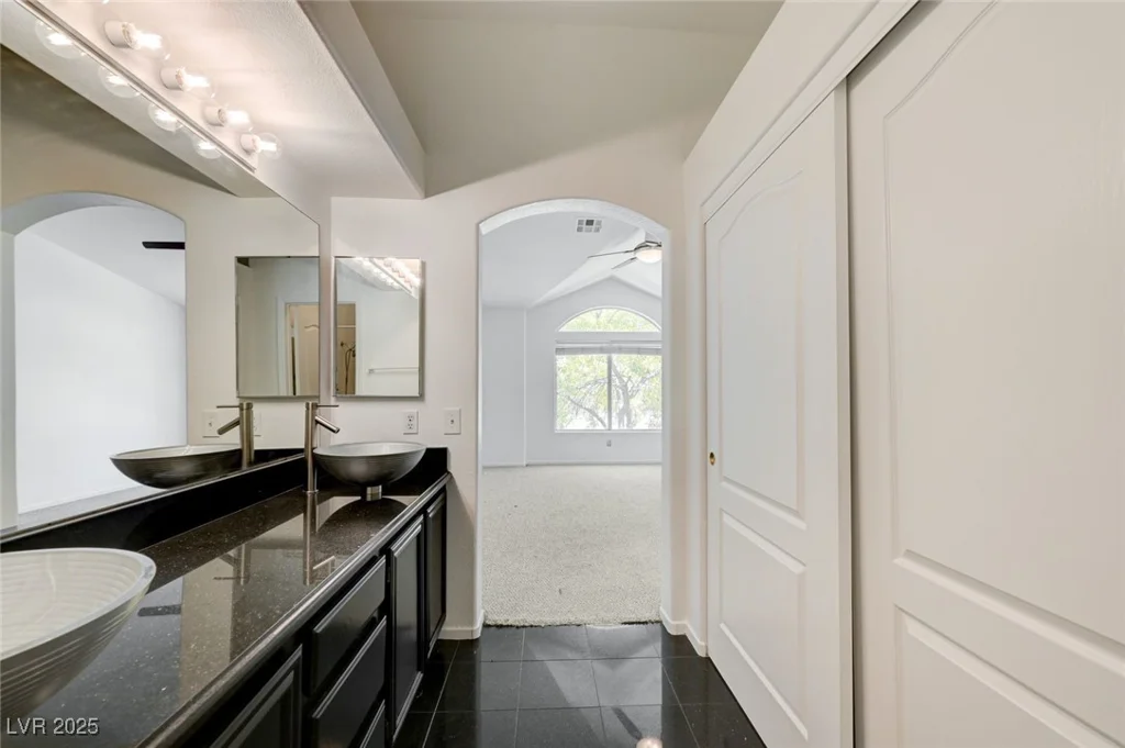 5256 Harvest Breeze, Las Vegas, NV 89118