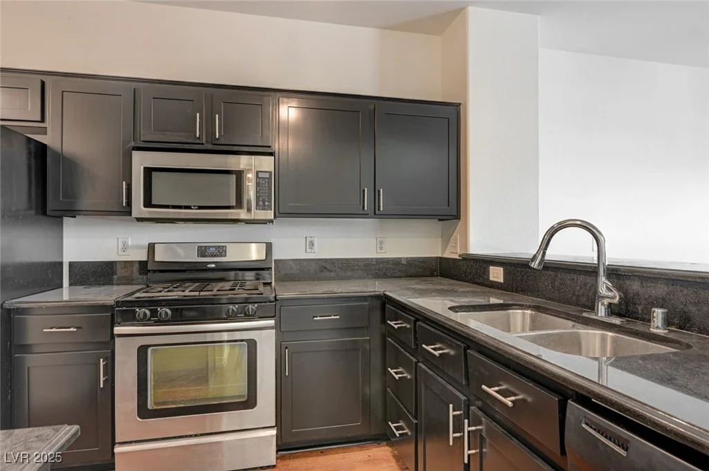 5256 Harvest Breeze, Las Vegas, NV 89118
