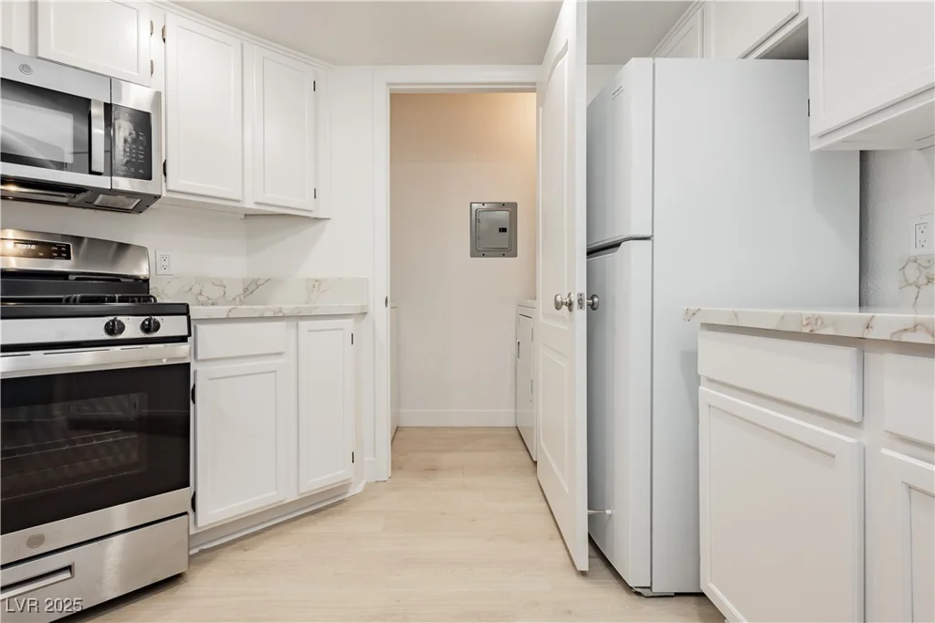 7400 Flamingo, Las Vegas, NV 89147