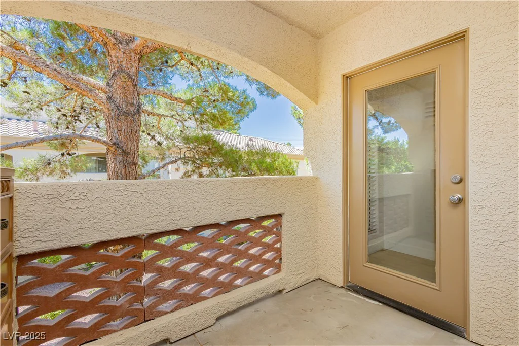 7400 Flamingo, Las Vegas, NV 89147