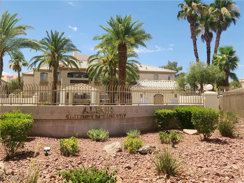 7400 Flamingo, Las Vegas, NV 89147
