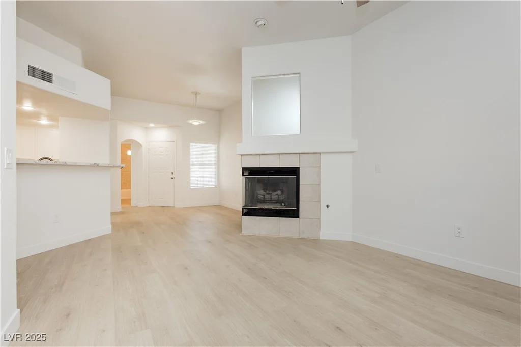 7400 Flamingo, Las Vegas, NV 89147
