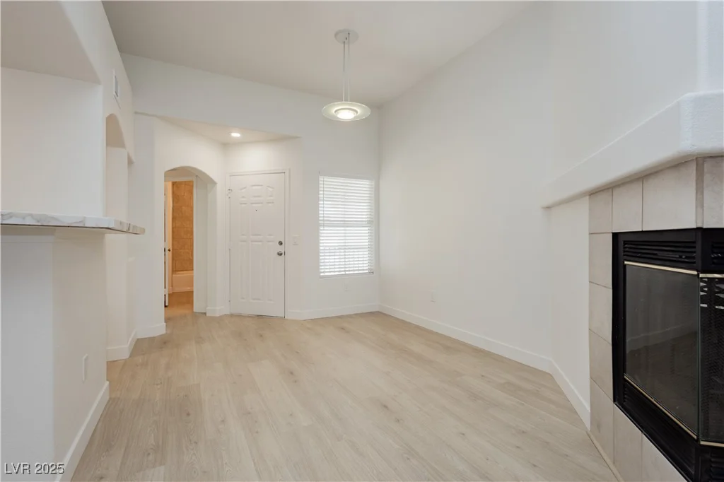 7400 Flamingo, Las Vegas, NV 89147