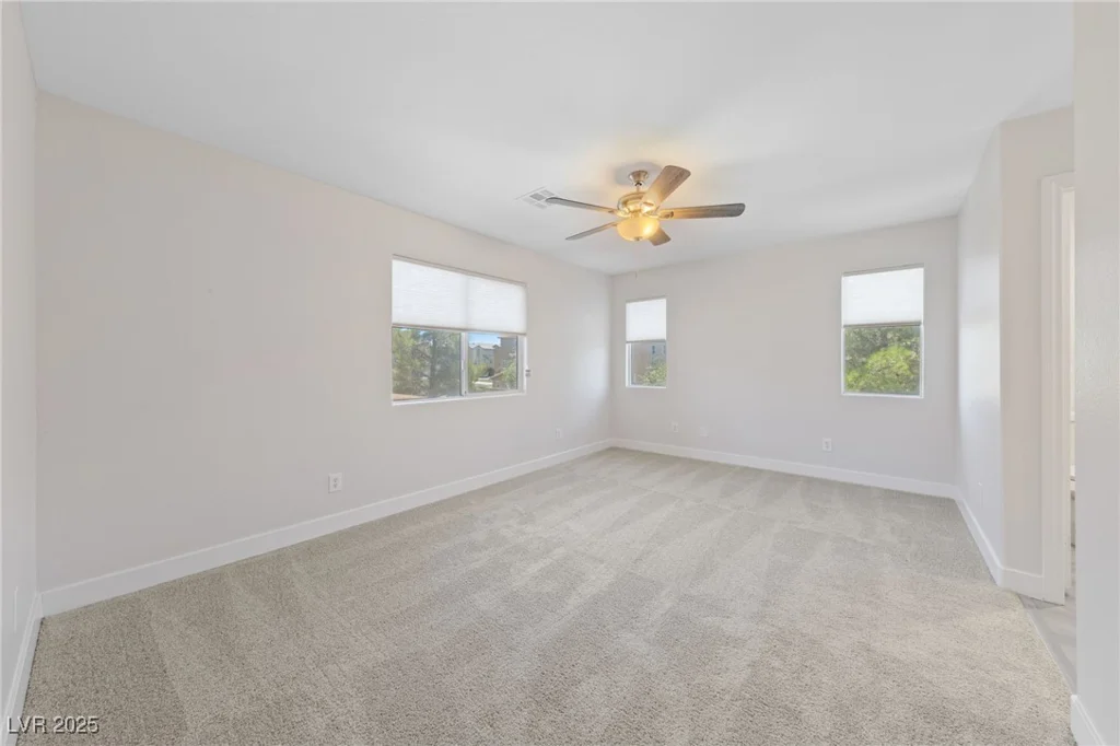 10261 Missouri Meadows, Las Vegas, NV 89183