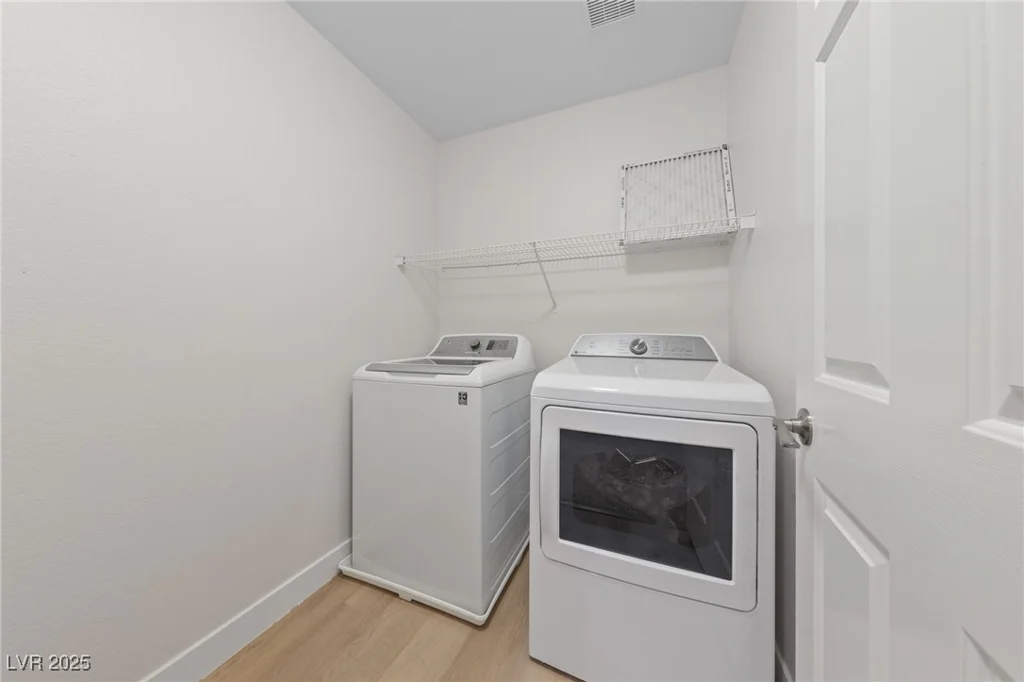 10261 Missouri Meadows, Las Vegas, NV 89183