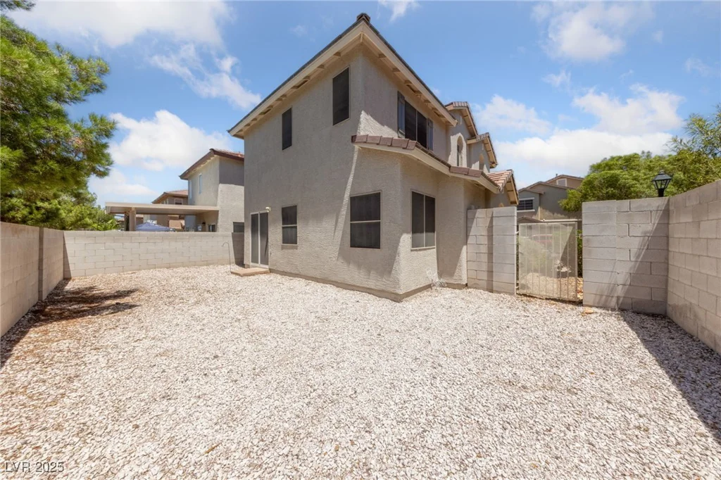 10261 Missouri Meadows, Las Vegas, NV 89183